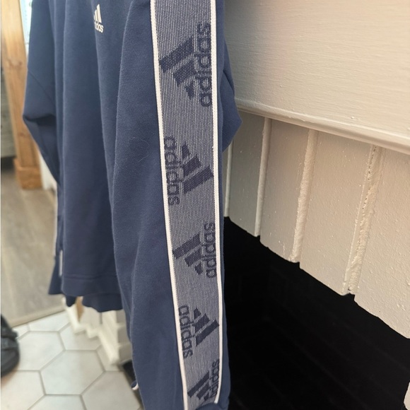 Adidas Navy Crewneck - Picture 3 of 7